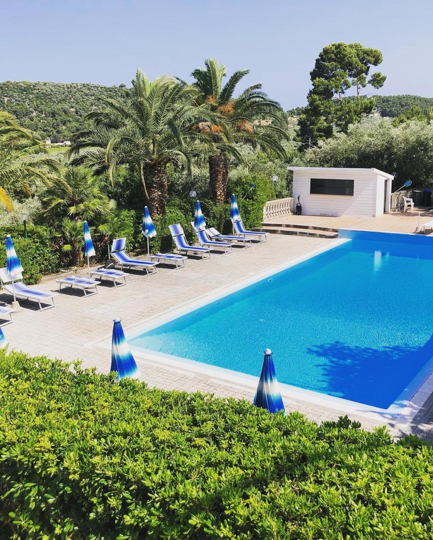 Villa Amica Vieste Bagian luar foto